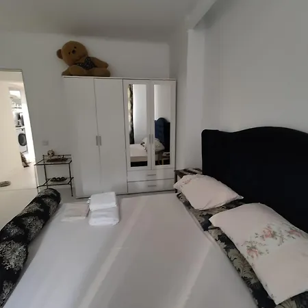 Kriss Mihaileanu Apartmán Constanţa