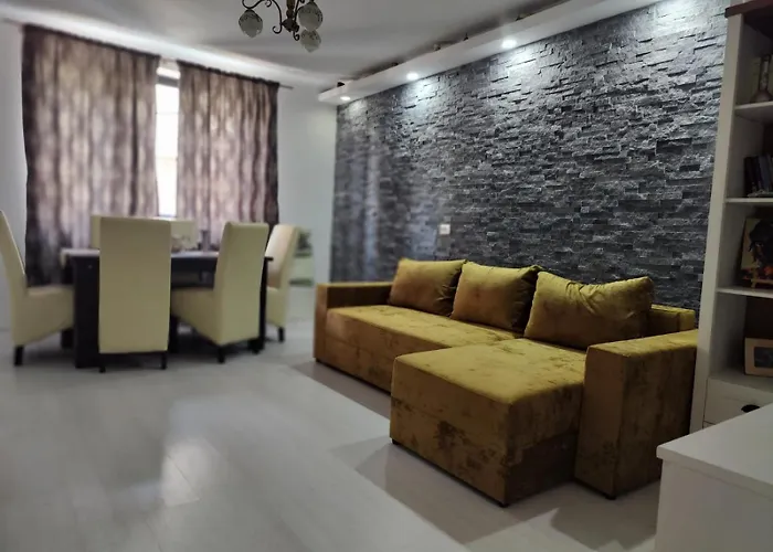 Kriss Mihaileanu Apartament *